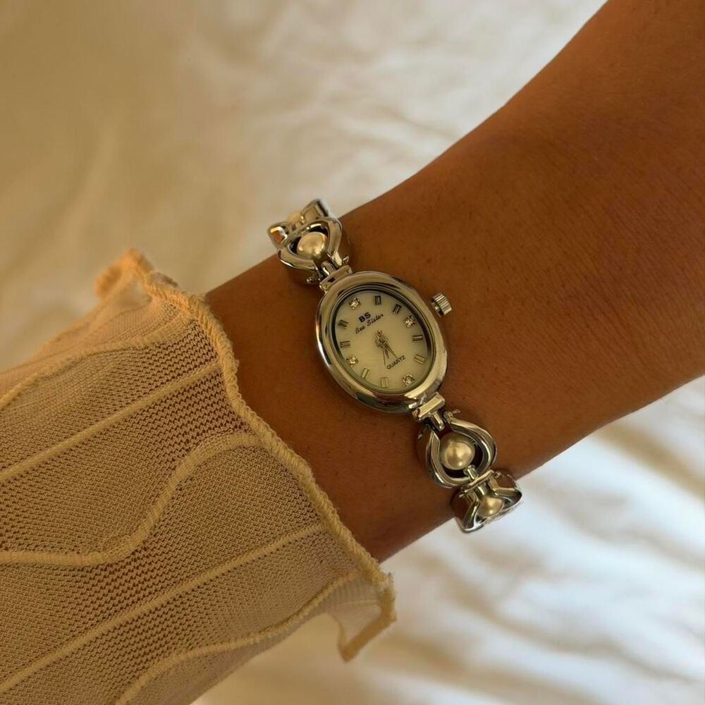 Vintage Style Silver Tone Pearl Bracelet Quartz Watch + Jewelry Pouch